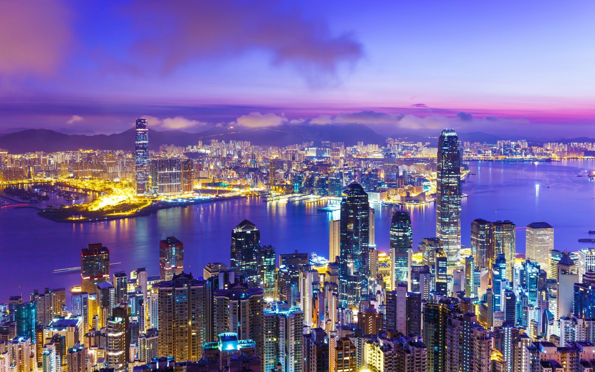 Hong Kong harbour and skyline at dusk